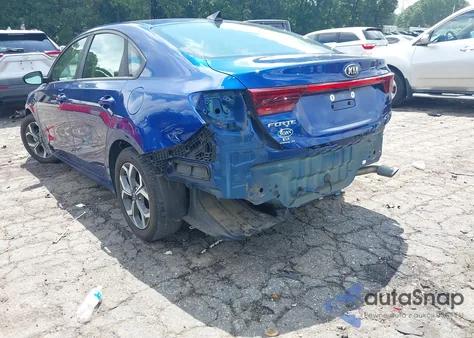 2019 Kia Forte Lxs z USA, uszkodzony, nr VIN 3KPF24AD2KE096446